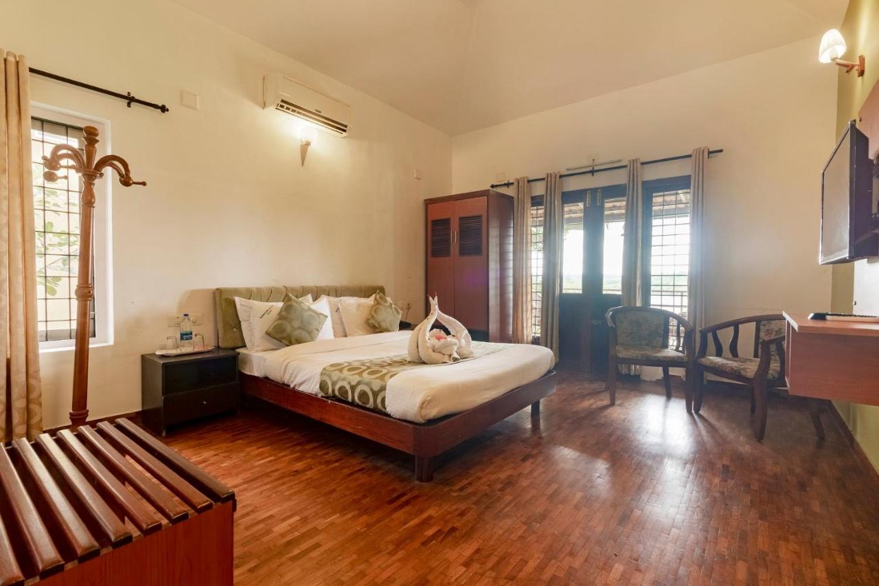 וואיאנאד Karapuzha Village Resort מראה חיצוני תמונה