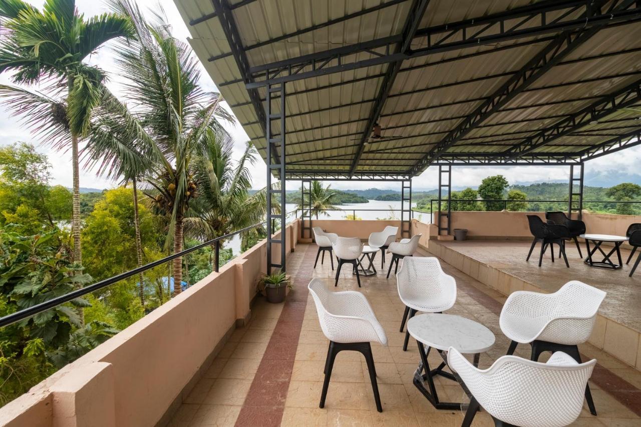 וואיאנאד Karapuzha Village Resort מראה חיצוני תמונה