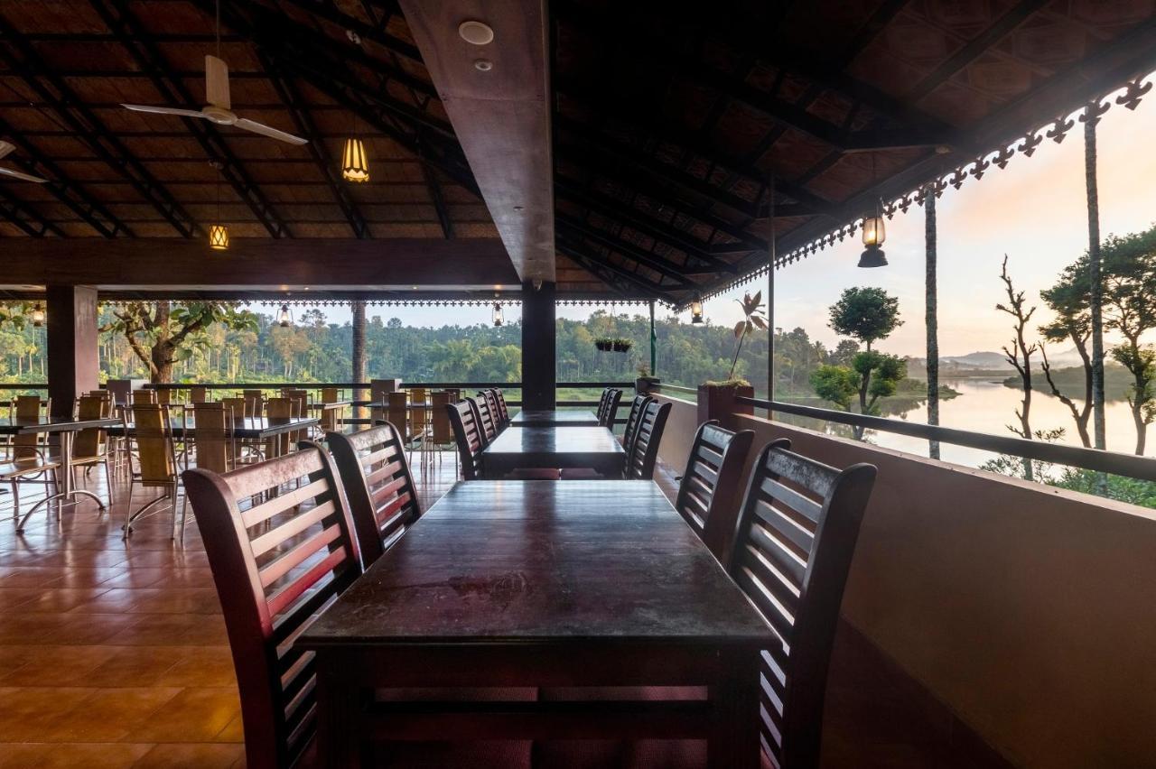 וואיאנאד Karapuzha Village Resort מראה חיצוני תמונה