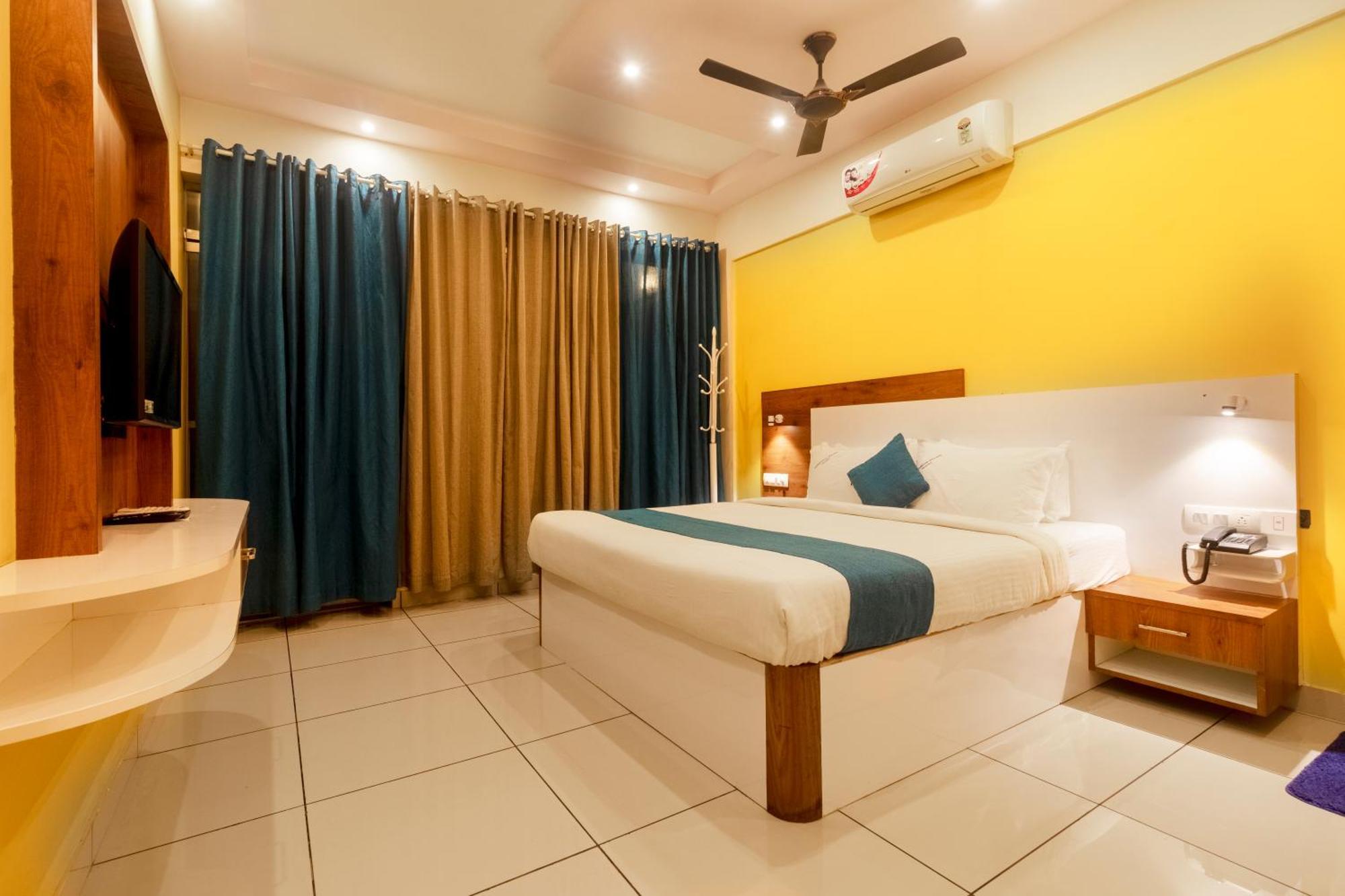 וואיאנאד Karapuzha Village Resort מראה חיצוני תמונה